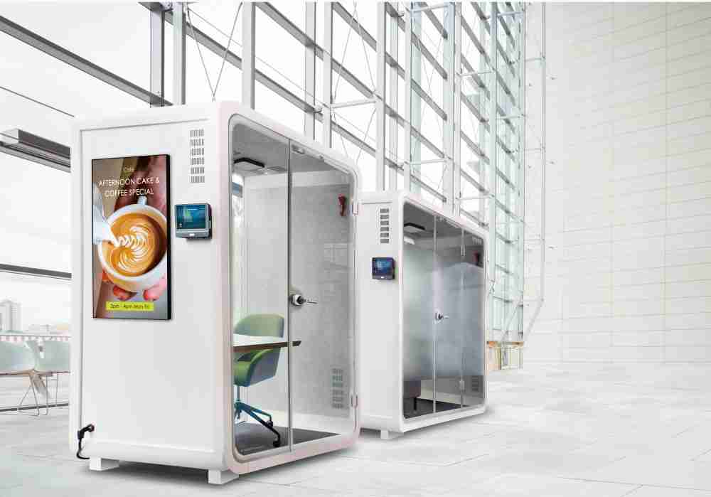 尊龙z6子公司达擎之智慧行动办公舱，，，，采用PDLC智能调光玻璃设计，，，，透过通电与断电的电流切换，，，呈现透明与雾面效果，，具节能降耗特性并兼顾隐私，，，，确保信息安全